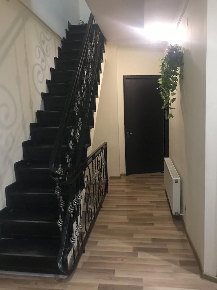 Hotel Cristal Palace Tbilisi Bagian luar foto