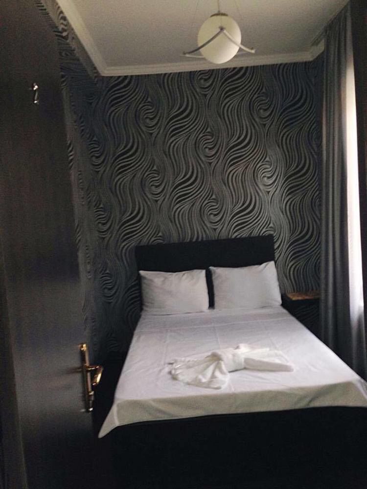 Hotel Cristal Palace Tbilisi Bagian luar foto